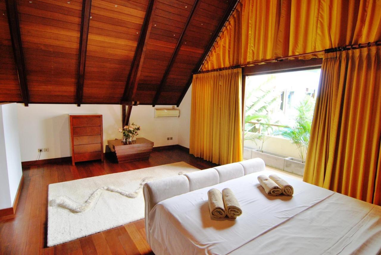Villa Asih Ketewel Buitenkant foto